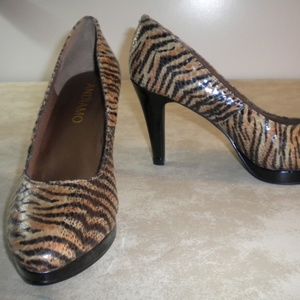 Andiamo Salena Animal Print Pump
